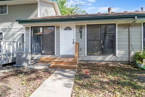 2604 Shenandoah Ln N, Plymouth, MN 55447