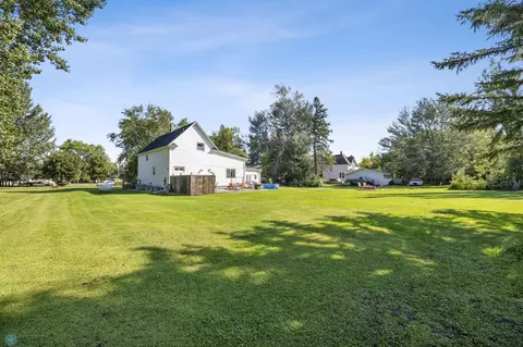 809 10th St, Hatton, ND 58240 photo 41