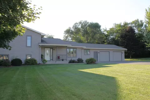 n8785 1020th Street, River Falls, WI 54022