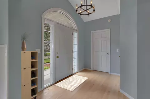 Entry Way - 1609 26th St SE, Saint Cloud, MN 56304 photo 1 of 1