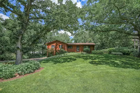 4540 Lenore Ln, Eagan, MN 55122