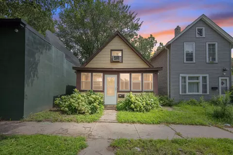 950 Marion St, Saint Paul, MN 55117