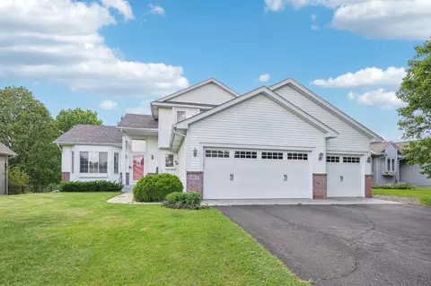 4717 Oxborough Gdns, Brooklyn Park, MN 55443