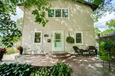 918 William St N, Stillwater, MN 55082