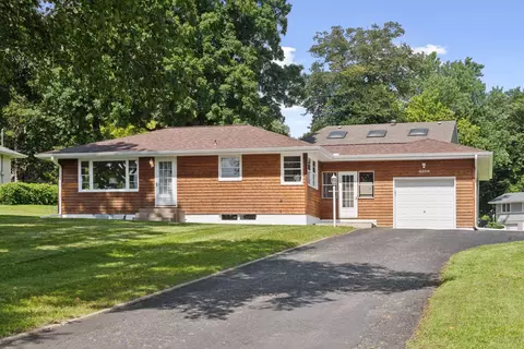 4958 Bartlett Blvd, Mound, MN 55364