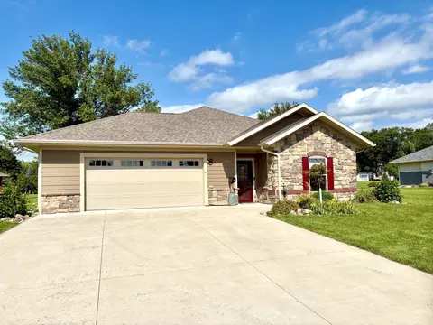 162 Diagonal St, Dawson, MN 56232