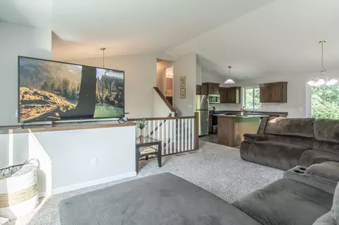 Living - 949 Holton Ave, Brainerd, MN 56401 photo 2 of 3