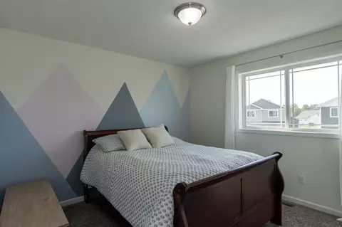 Bedroom - 949 Holton Ave, Brainerd, MN 56401 photo 3 of 4