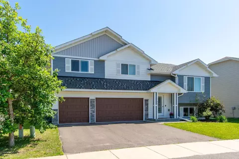 Exterior - 949 Holton Ave, Brainerd, MN 56401 photo 5 of 11