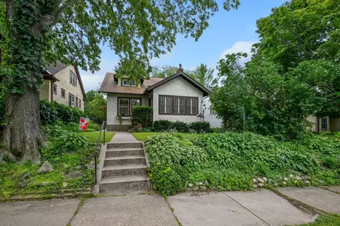 2032 James Ave, Saint Paul, MN 55105