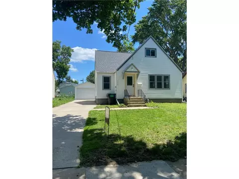 1138 6th Ave SE, Rochester, MN 55904