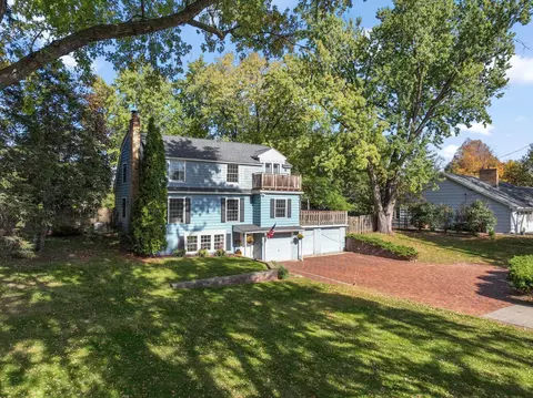 4812 Valley View Rd, Edina, MN 55424