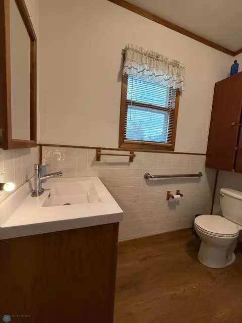 Bath - 130 3rd St, Arthur, ND 58006 photo 2 of 5