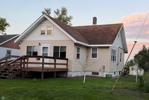 Exterior - 130 3rd St, Arthur, ND 58006 photo 2 of 7
