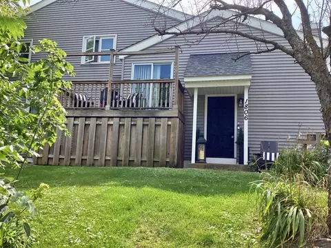 1806 Orchard Ln, Long Lake, MN 55356