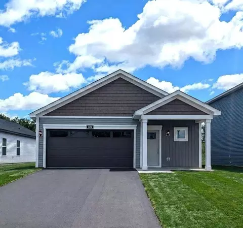406 Redwood St N, Cambridge, MN 55008