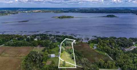 46910 Boes Dr, Pelican Rapids, MN 56572