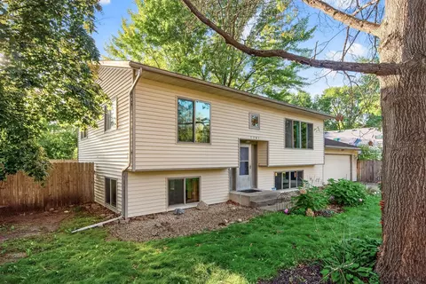 7701 Girard Ave N, Brooklyn Park, MN 55444
