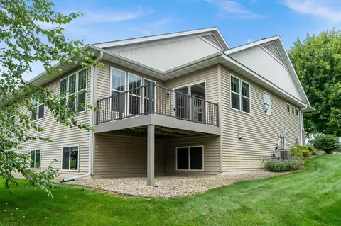 4902 Brooklyn Ln, Eagan, MN 55123 photo 48