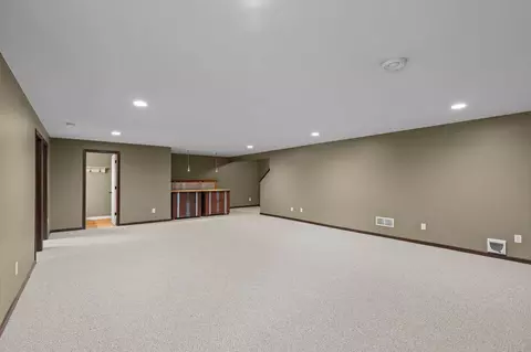 4902 Brooklyn Ln, Eagan, MN 55123 photo 41