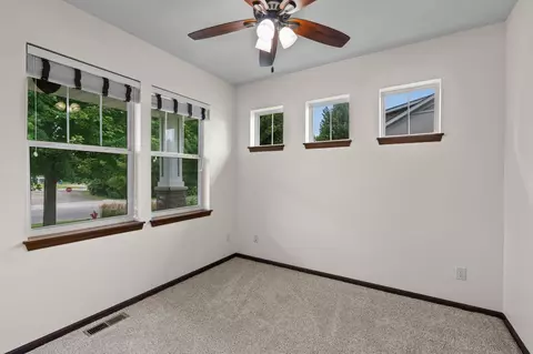 4902 Brooklyn Ln, Eagan, MN 55123 photo 17