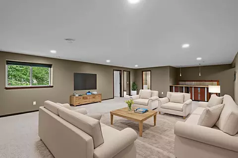 4902 Brooklyn Ln, Eagan, MN 55123 photo 33