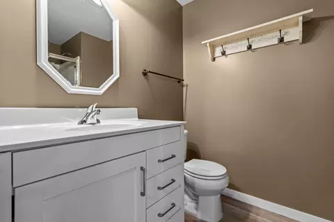 4902 Brooklyn Ln, Eagan, MN 55123 photo 31