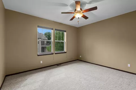4902 Brooklyn Ln, Eagan, MN 55123 photo 24