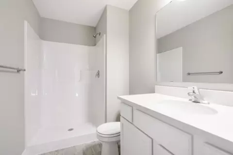 2110 Goldenray Dr NE, Faribault, MN 55021 photo 24