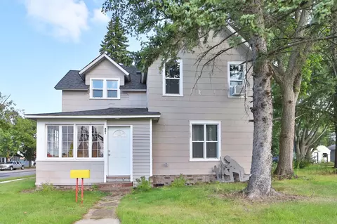 Exterior - 801 S 6th St, Brainerd, MN 56401 photo 2 of 6
