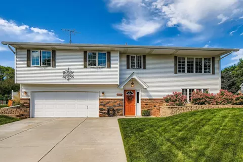 1500 Brittany Rd, Hastings, MN 55033