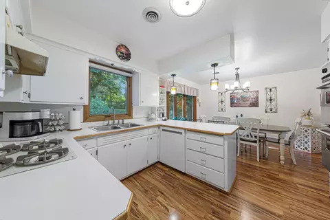 Kitchen - 730 N 9th St, Saint Peter, MN 56082 photo 2 of 3