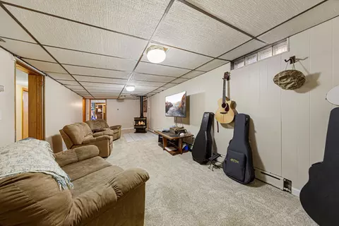 Living - 730 N 9th St, Saint Peter, MN 56082 photo 4 of 4