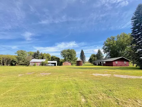 Exterior - 2555 River Rd, Marshall, MN 56258 photo 6 of 6