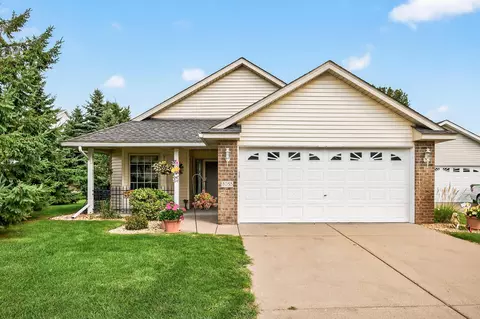 8055 Benjamin St NE, Spring Lake Park, MN 55432