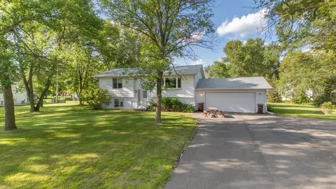Exterior - 1380 30th St SE, Buffalo, MN 55313 photo 4 of 6