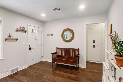 Entry Way - 2174 Centerview Ln, Mound, MN 55364 photo 1 of 2