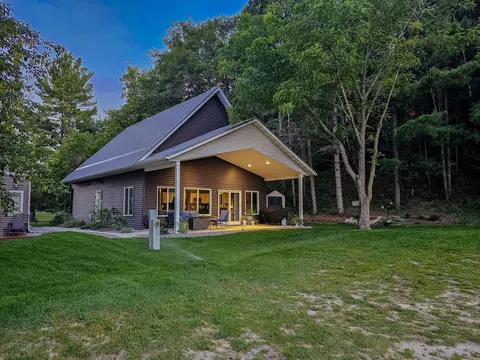 42845 Sunshine Villa Dr, New York Mills, MN 56567