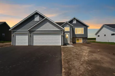 1170 Ivy Way, Faribault, MN 55021