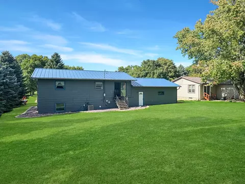 Exterior - 409 7th St, Balaton, MN 56115 photo 4 of 5