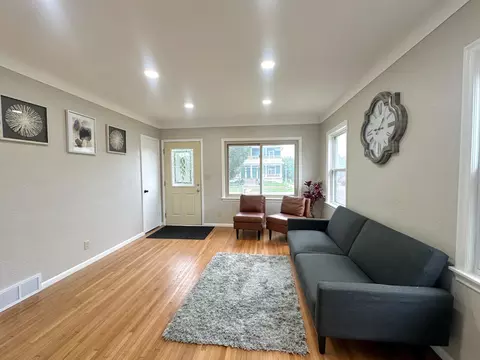 800 Charles Ave, Saint Paul, MN 55104