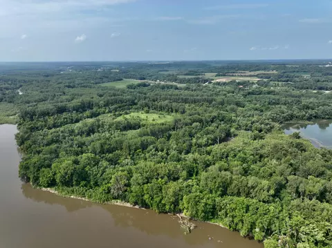 30236 Pumpkin Hill Rd, Tyrone Twp, MN 56058