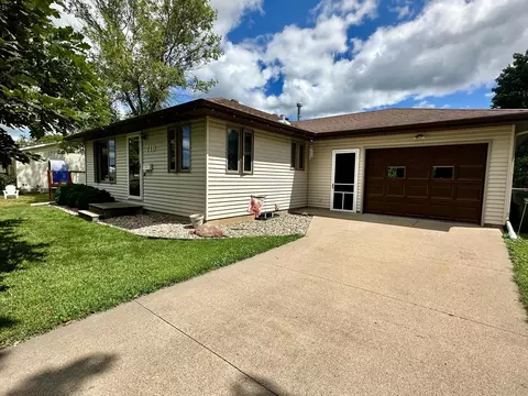 Other - 719 Fair St, Saint Peter, MN 56082 photo 2 of 3