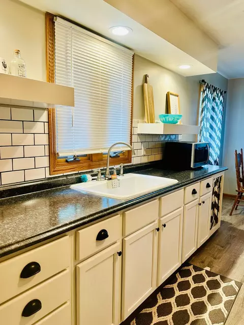 Kitchen - 719 Fair St, Saint Peter, MN 56082 photo 1 of 4