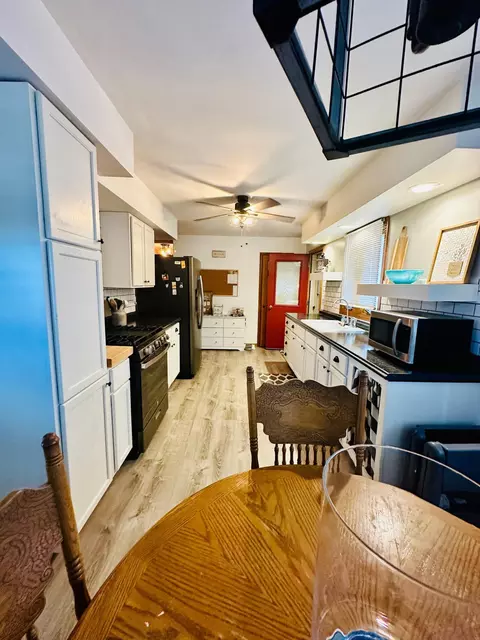 Kitchen - 719 Fair St, Saint Peter, MN 56082 photo 4 of 4