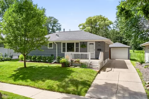2531 13th Ave NW, Rochester, MN 55901