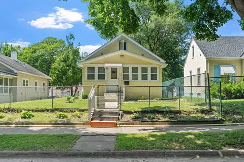 3647 Queen Ave N, Minneapolis, MN 55412