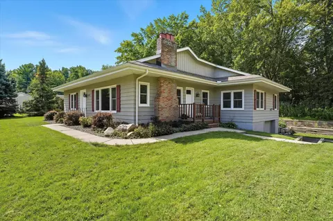 2775 Lancaster Ln N, Plymouth, MN 55441