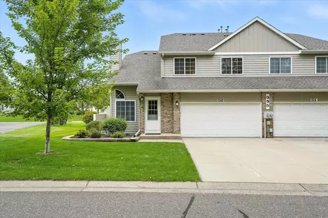 995 106th Ln NW #52, Coon Rapids, MN 55433