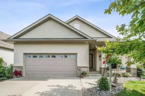 1412 Beachcomber Blvd, Waconia, MN 55387